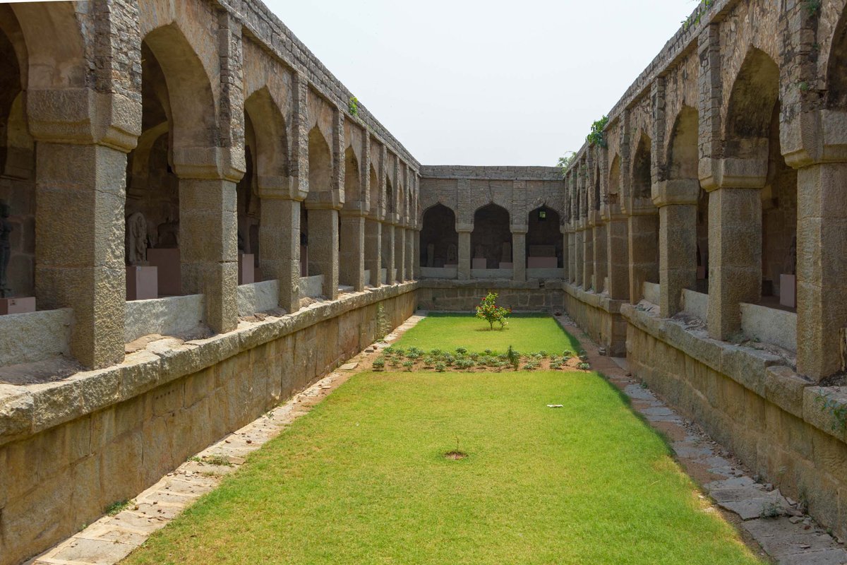 India 10