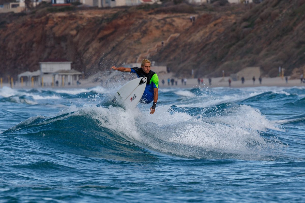 Surfing 8