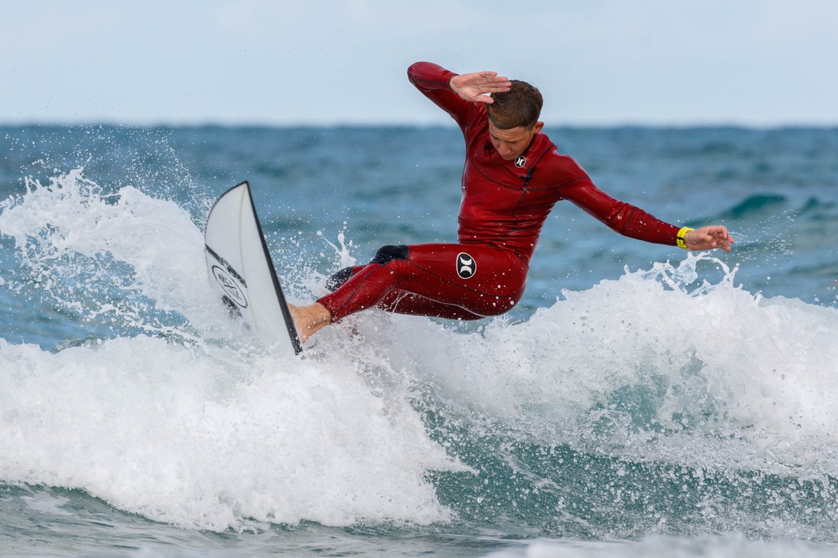 Surfing 11