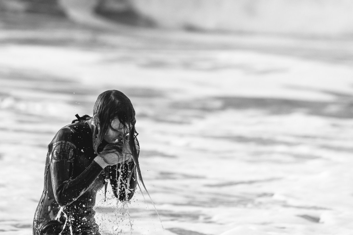 Surfing 24