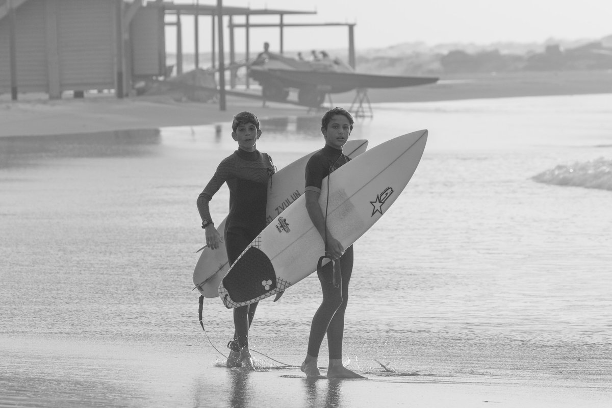 Surfing 26