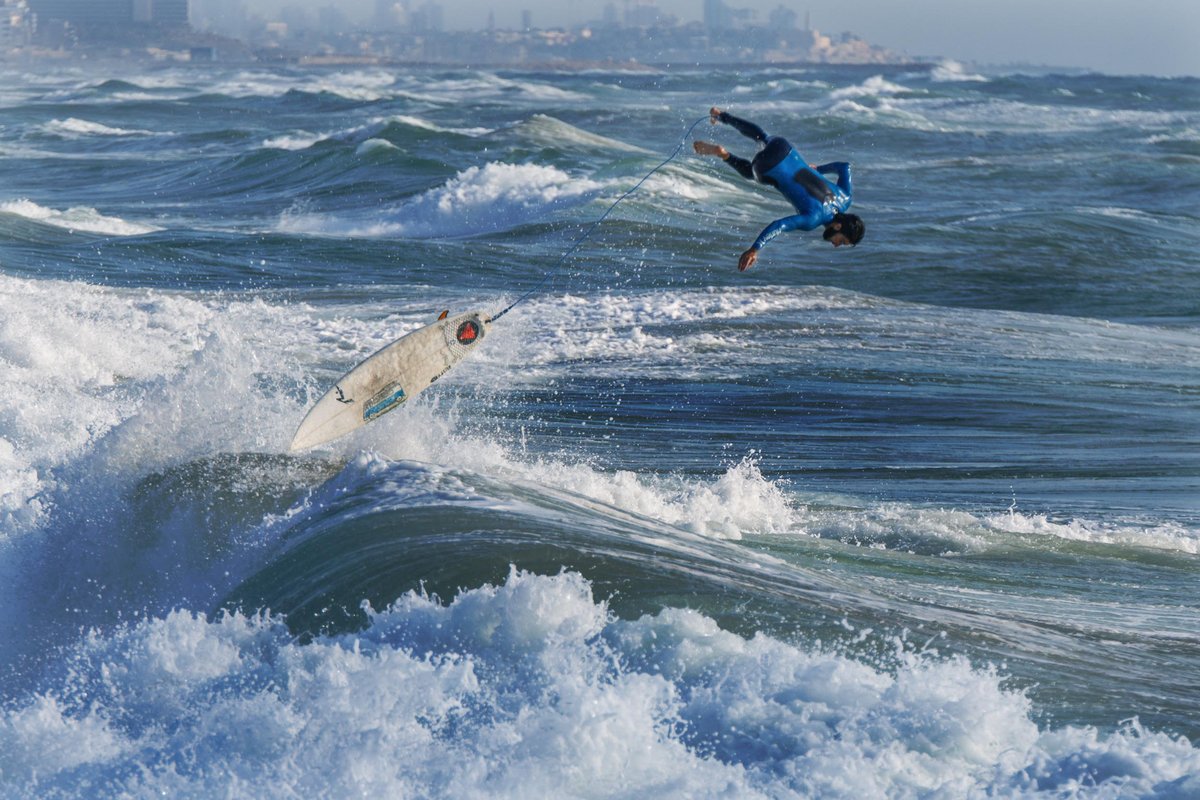 Surfing 39